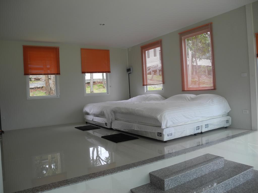 Hotel Wind Hills Nakhonratchasima Pokój zdjęcie