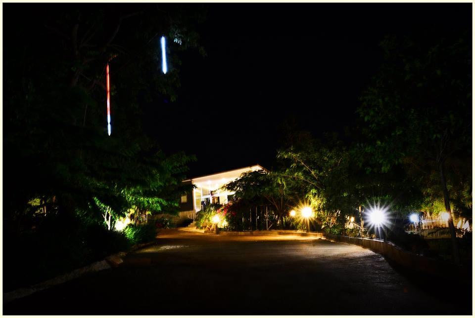 Hotel Wind Hills Nakhonratchasima Zewnętrze zdjęcie